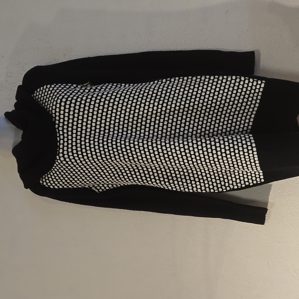 *CDR2 - NEW CANDIES SZ. LARGE SWEATER DRESS  w/ TAGS